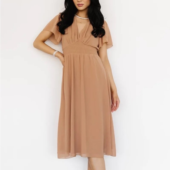 BALTIC BORN Sarah Smocked Midi Dress in Dusty Camel Size Small - Picture 2 of 9